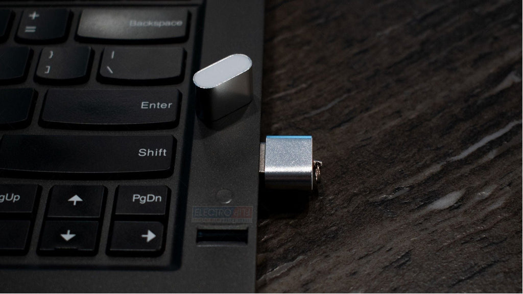 Trusty Metal Memory Card Reader for Swift Data Transfer works on PC - PowerPort Electronics